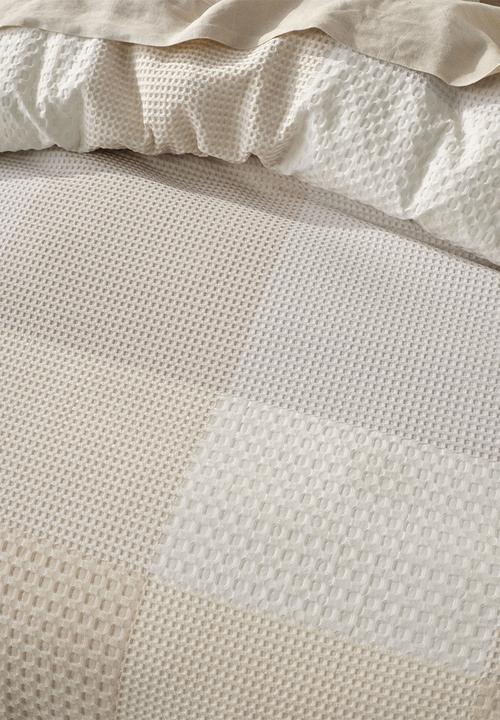 Linen House - Baleares Duvet Cover Set