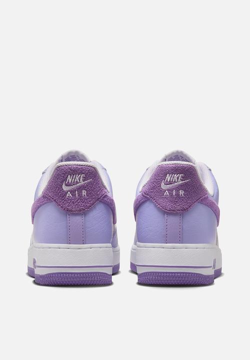 Nike - Air Force 1 '07 next nature