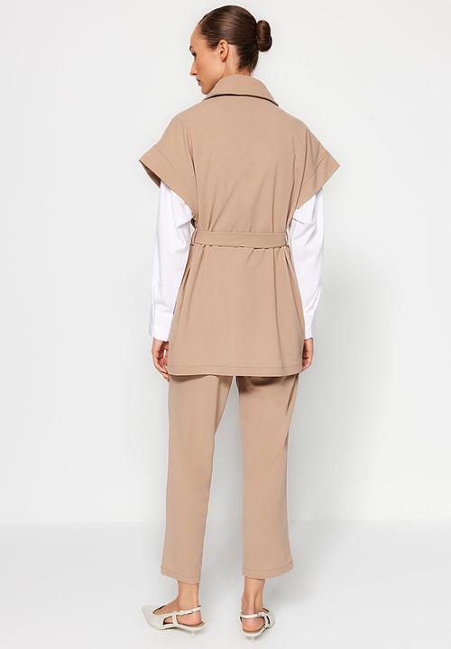 Trendyol - Buttoned vest-pants knitted top and bottom set - mink gold