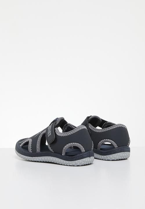 SOVIET - I singh 24 - black mono