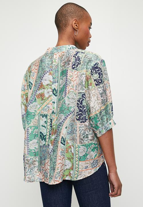 Stella Morgan - Ditsy Printed 3/4 Sleeve Shirt - Multi Green