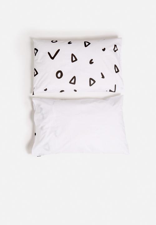 Zana x Superbalist - Shapes Pillowcase Set