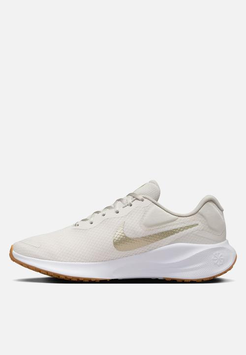 Nike - Revolution 7