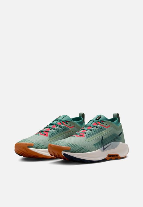 Nike - Pegasus Trail 5 Gore-Tex