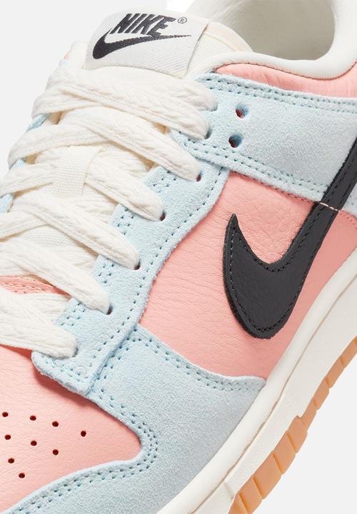 Nike - Dunk Low