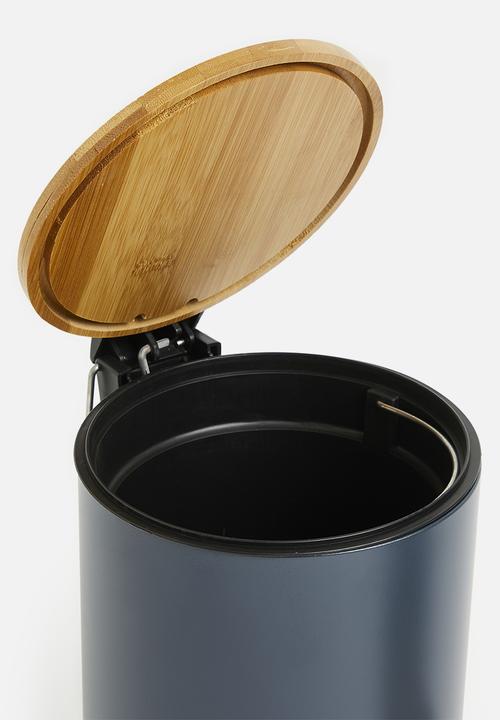 Bathroom Solutions - 3L Bamboo lid pedal bin - grey