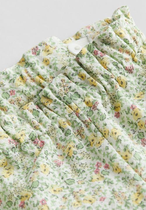 H&M - 2 piece floral-patterned set - light green floral