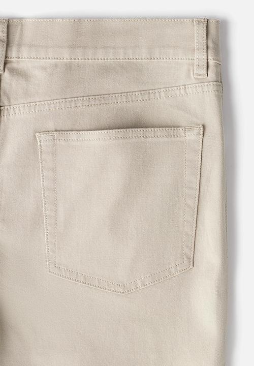 H&M - Slim fit cotton twill shorts - beige