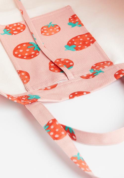 H&M - Patterned beach bag - light pink strawberries