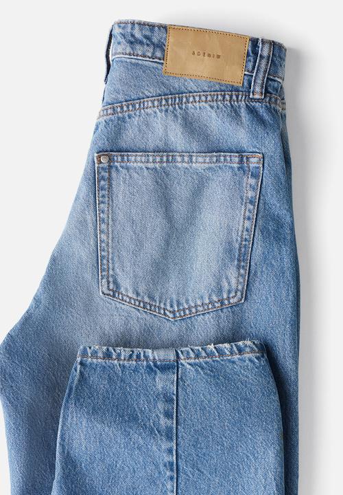 H&M - Curvy fit barrel high jeans - blue
