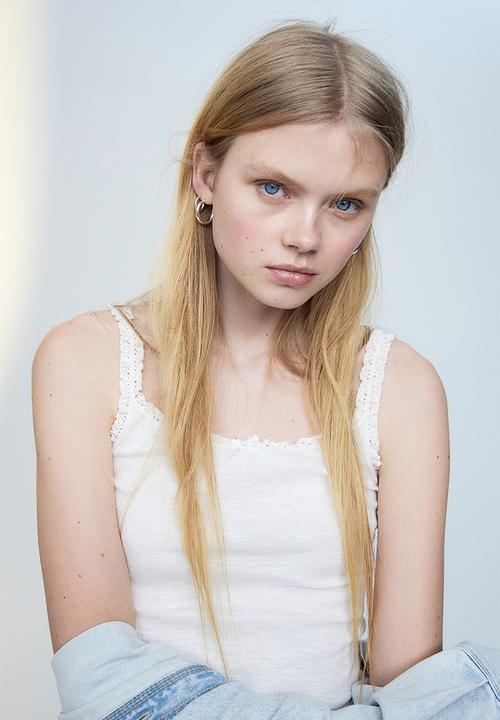 H&M - Lace-trimmed strappy top - white