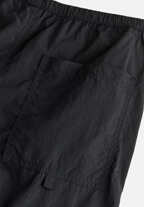 H&M - Nylon parachute trousers - black