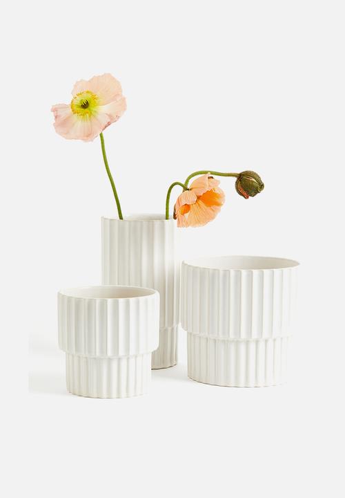 H&M - Stoneware vase - white