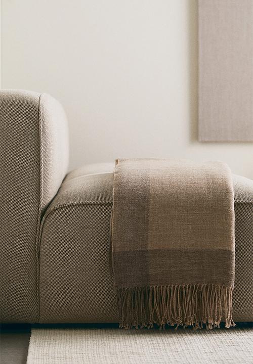 H&M - Fringed blanket - beige