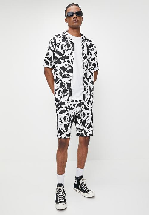 STYLE REPUBLIC - Printed linen blend walkshort - black & white