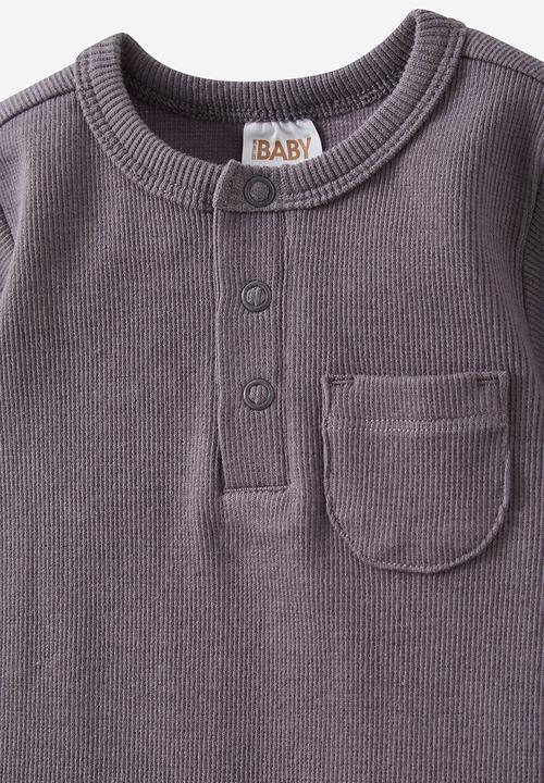 Cotton On - The short sleeve rib pocket bubbysuit - rabbit grey