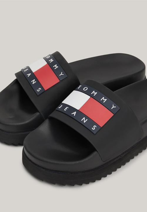 Tommy Hilfiger - Elevated flatform slide - black
