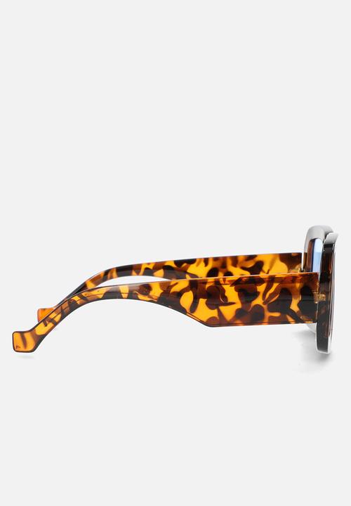 Superbalist - Raven square sunglasses-brown