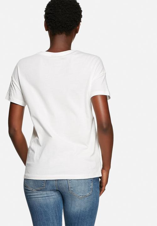 Noisy May - Kato Tee