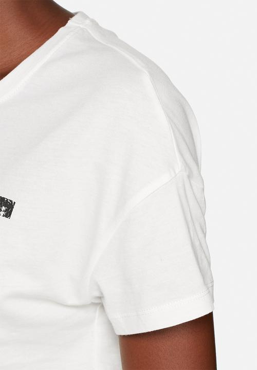 Noisy May - Kato Tee