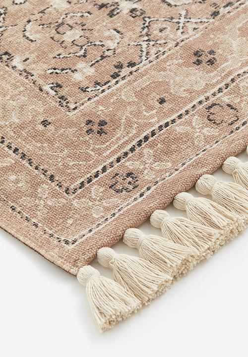 H&M - Fringed patterned rug - light pink patterned