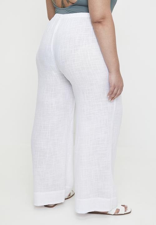Cotton On - Plus Relaxed Pocket Beach Pant-White