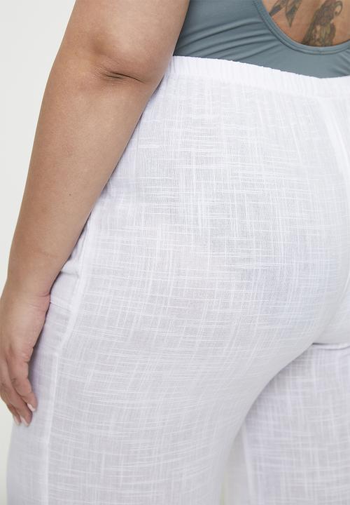 Cotton On - Plus Relaxed Pocket Beach Pant-White