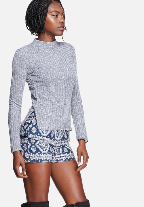 Vero Moda - Carla High Neck Top
