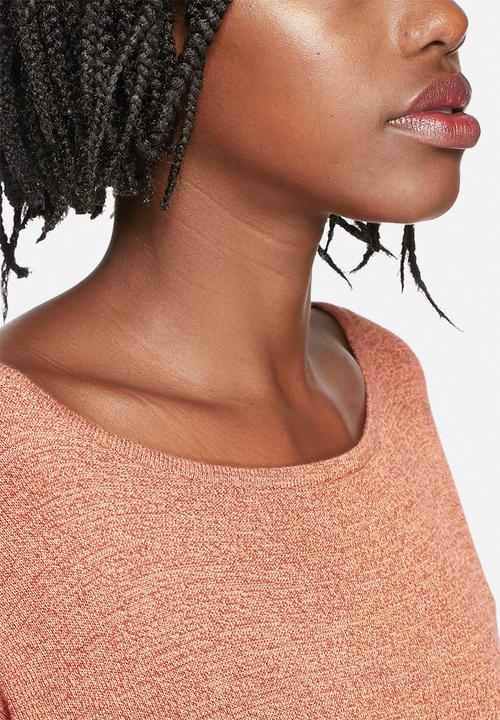 Vero Moda - Hallie Meghan Top
