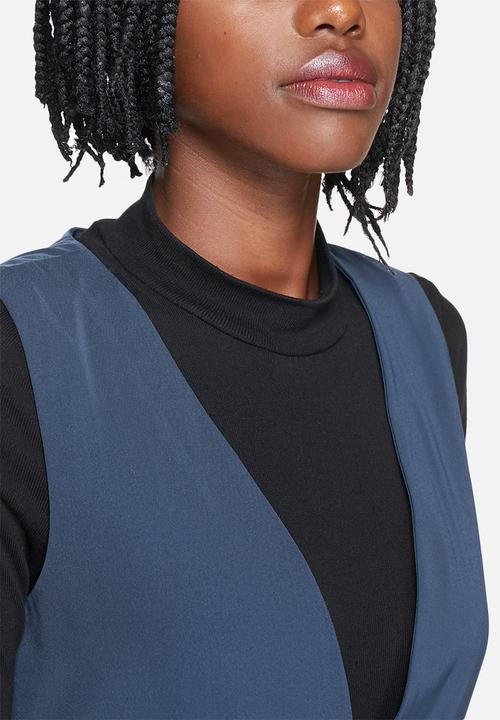 Vero Moda - Petra Sleeveless Jacket