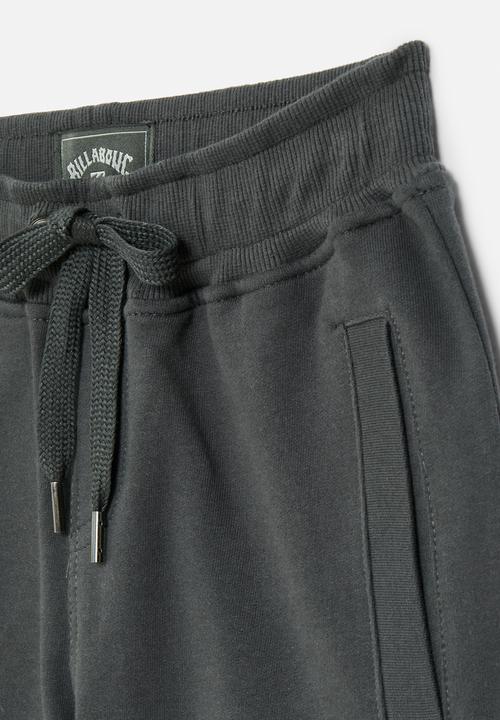 Billabong  - Arch short - washed black