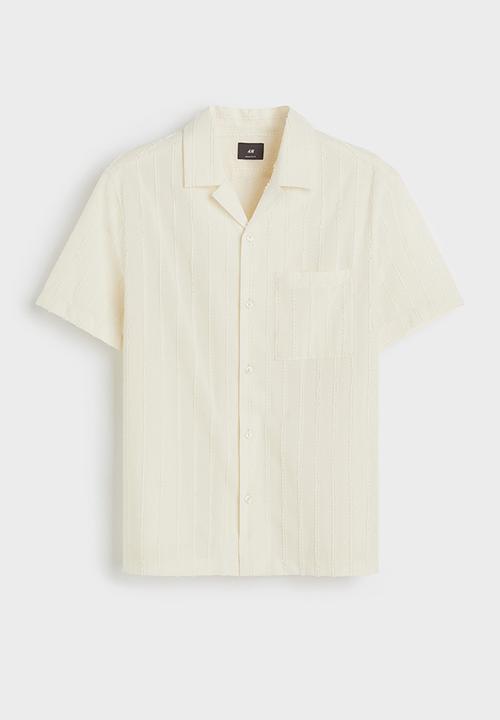 H&M - Regular fit textured-weave resort shirt - cream 
