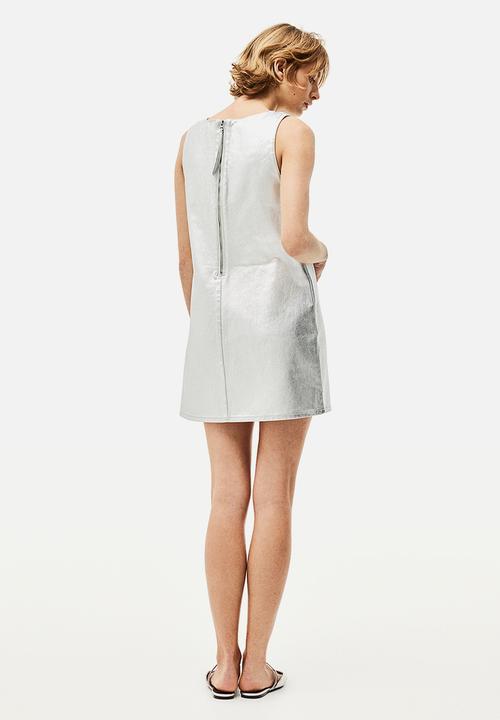 the undoing metallic dress Ulla Johnson Nisha Gown | Draped-Sleeve, Strapless