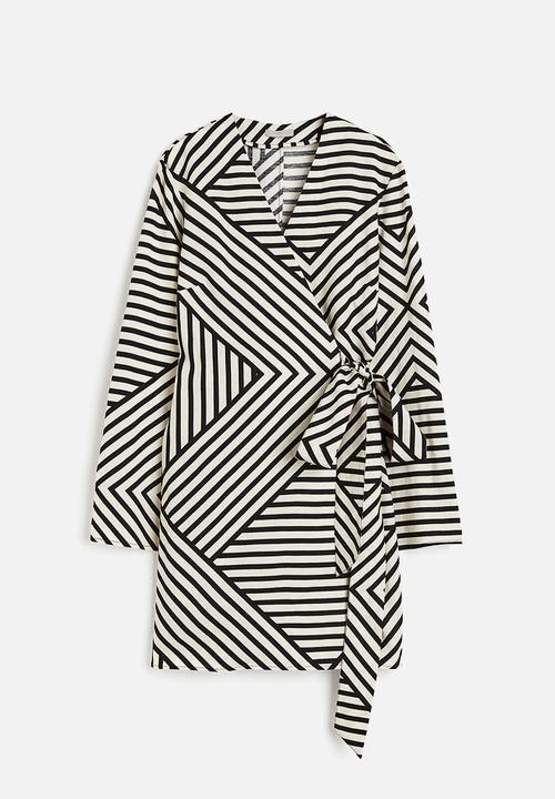 H&M - Linen-blend wrap dress - cream geometric pattern