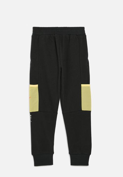 Nike - Nkb b nsw paint yf ft pant - black