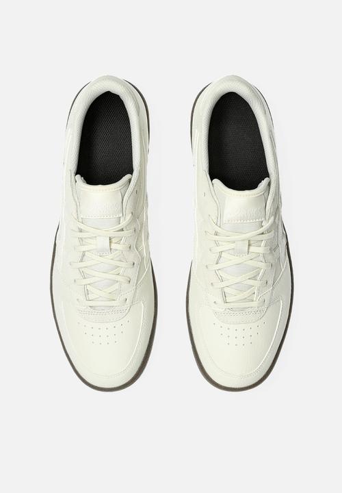 ASICS - Skyhand og