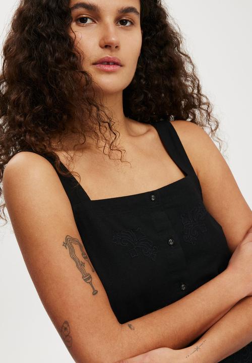 Cotton On - Kyha Embroidered Mini Dress - Black