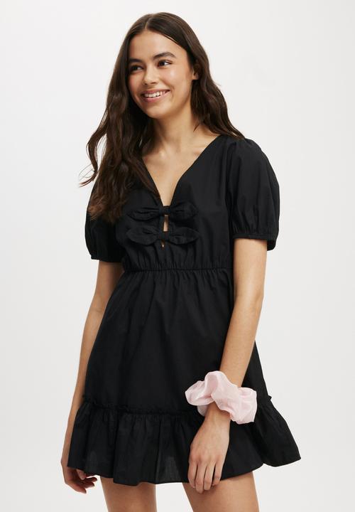 white christmas dresses Yellow Cotton Poplin Fit and Flare Balloon Sleeves Short Dress 70