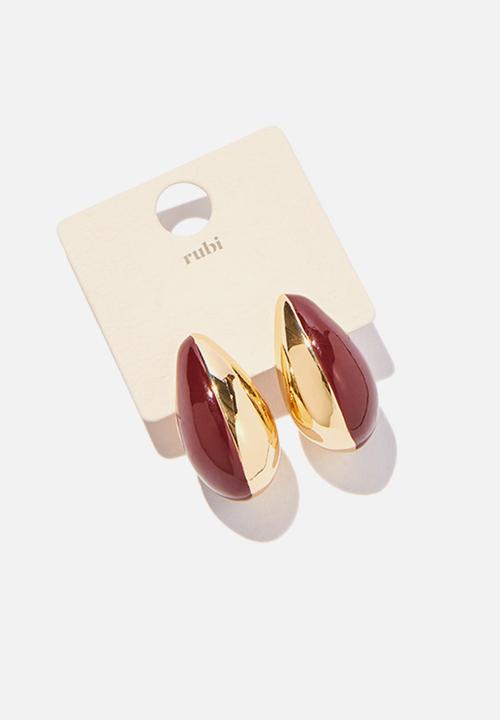 Rubi - Mid charm earring - up gold & burgundy teardrop
