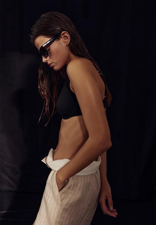 H&M - Deep plunge padded bikini top - black