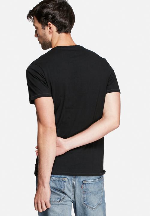 Levi’s® - Graphic Set In Neck