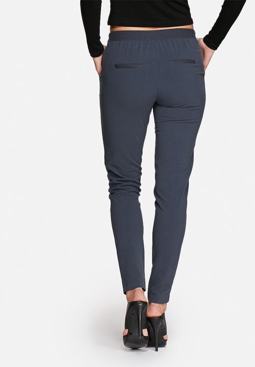 Vero Moda - Roxy Pocket Pants