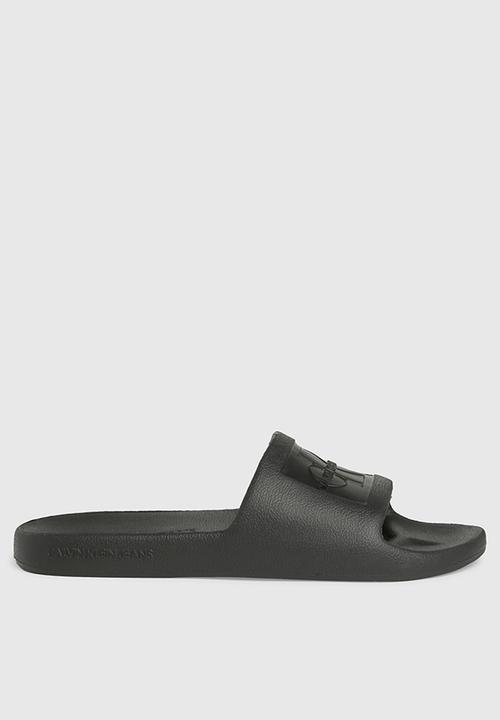 Calvin Klein - Slide monogram debossed - black