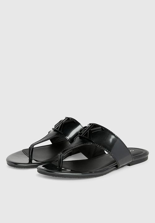 Calvin Klein - T-bar sandal - black