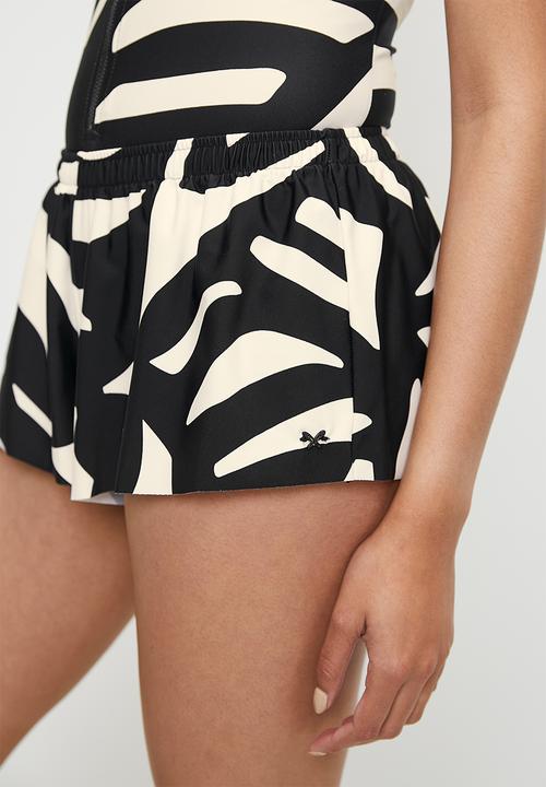 Lizzy - Marella - Ladies elasticated lycra shorts
