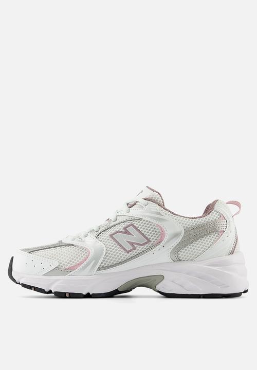New Balance  - 530