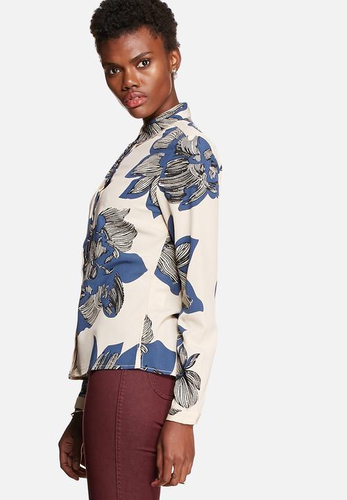 VILA - Graphical Shirt