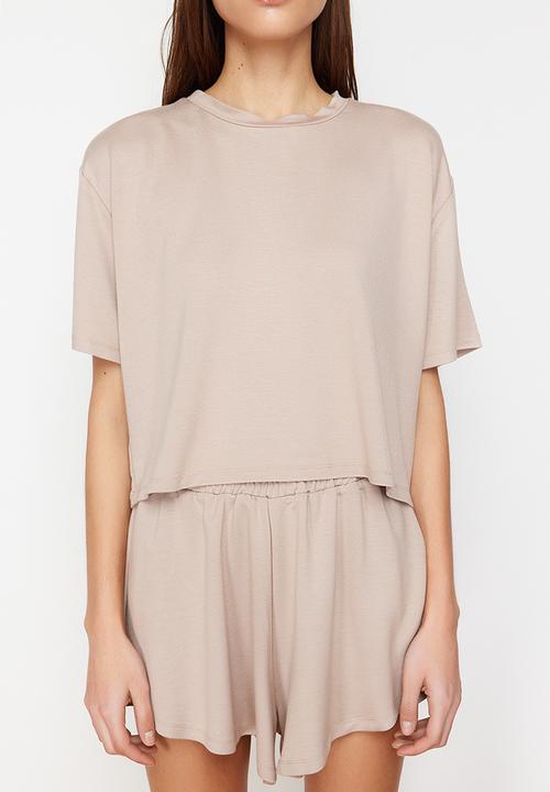 Trendyol - Soft touch tee and short knitted two piece set - beige
