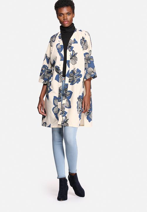 VILA - Graphical Kimono