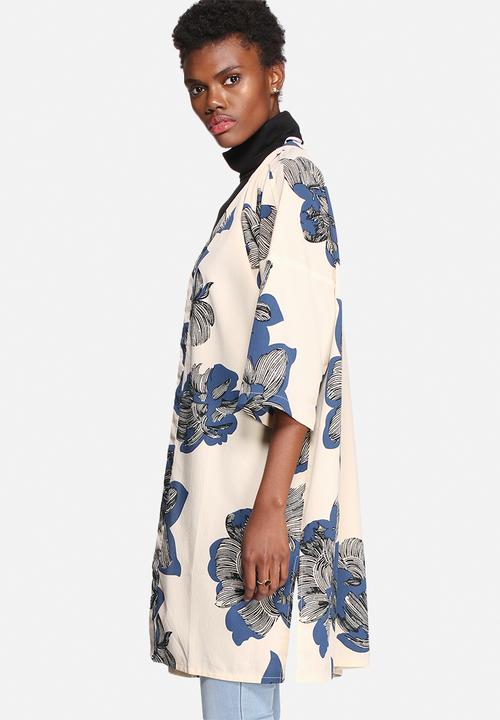 VILA - Graphical Kimono